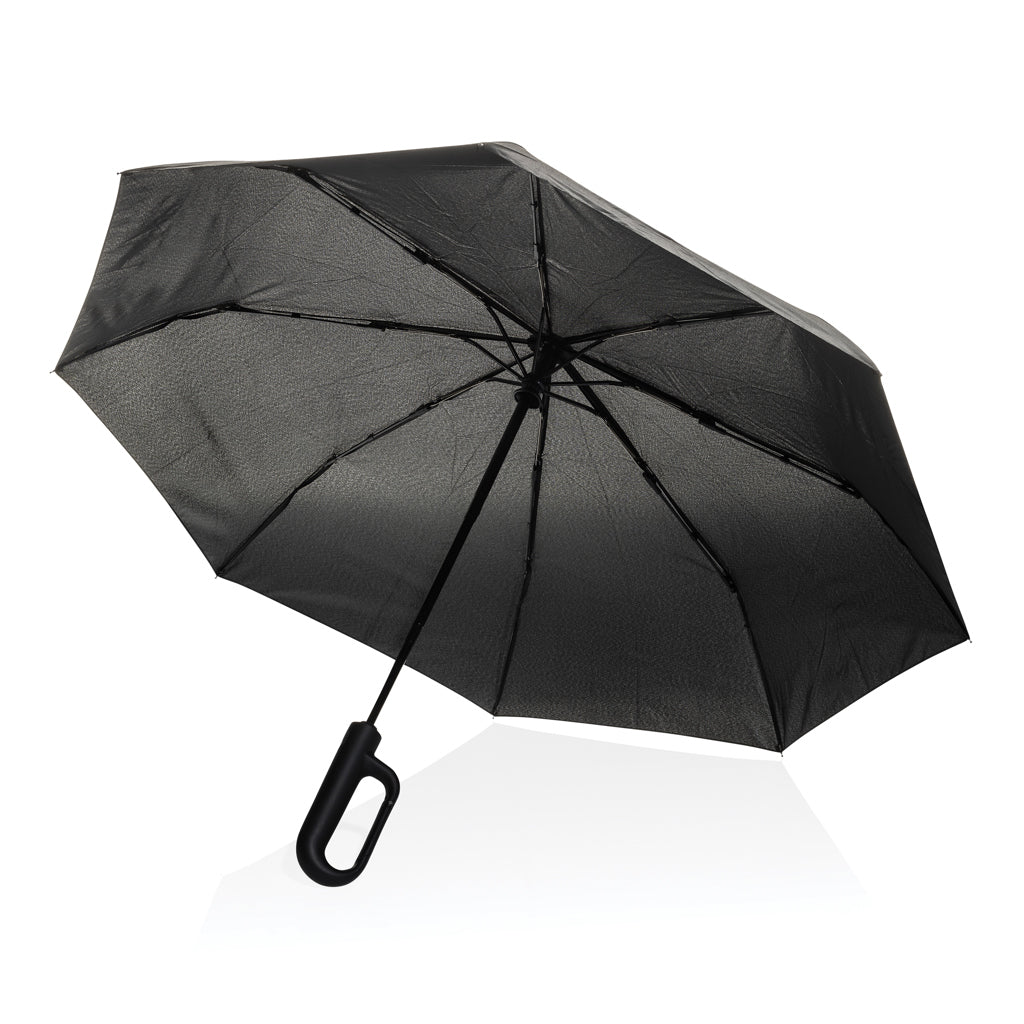 Meta umbrella with carabiner